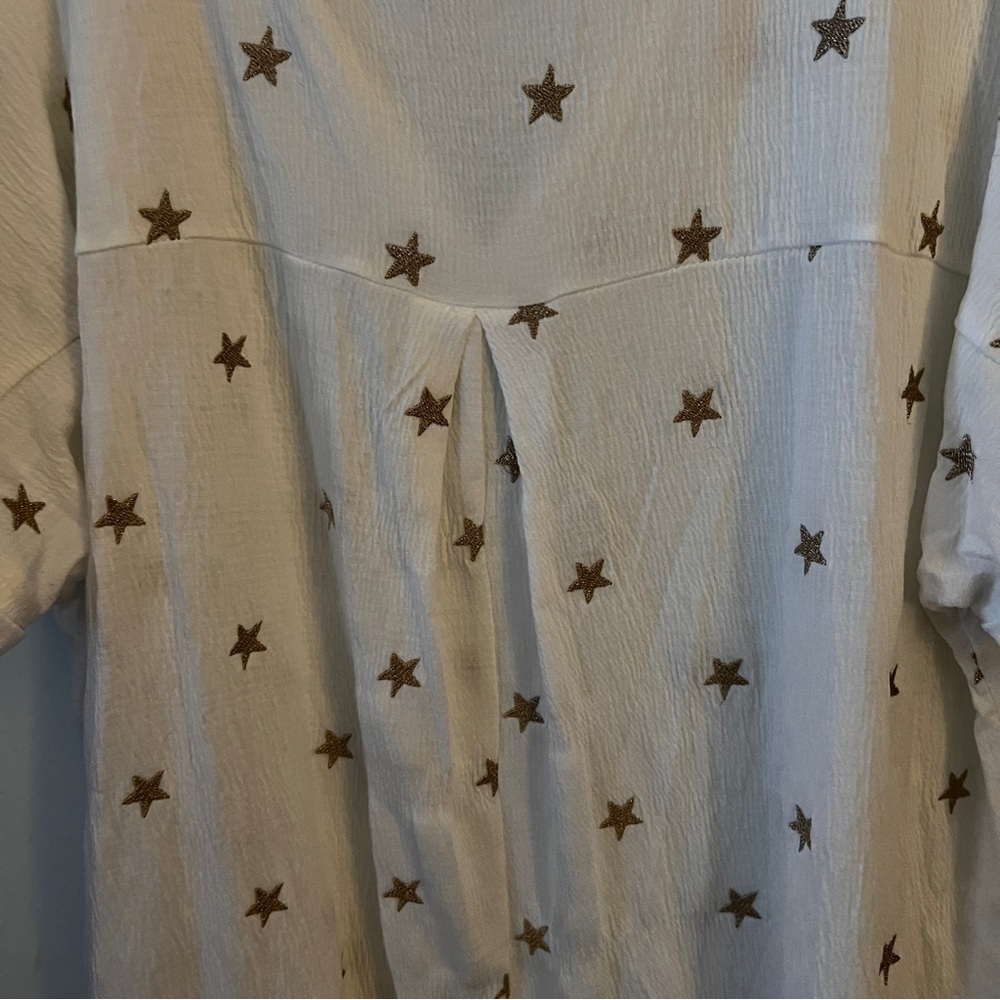 Lane Bryant Ivory Blouse with Bronze Star Details Patriotic Size 14/16 - Picture 13 of 15